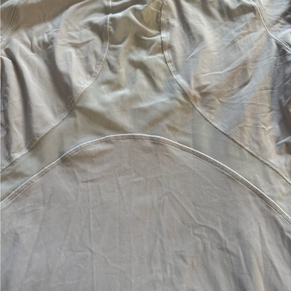 Lululemon long sleeve mesh panel top 4 very light purple - Picture 4 of 5